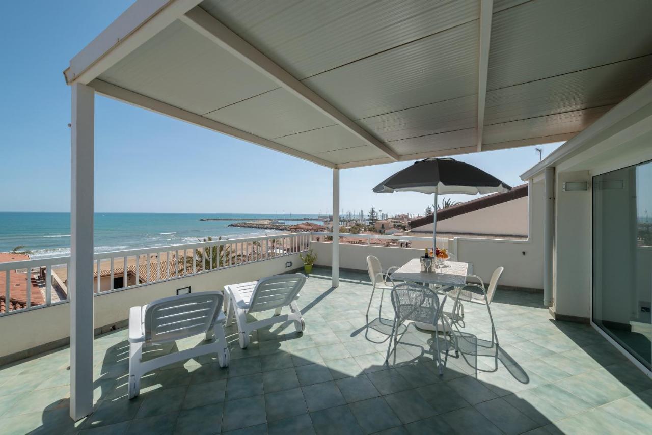 Archimede, Appartamento Con Vista In Centro A Marina Di Ragusa Ngoại thất bức ảnh