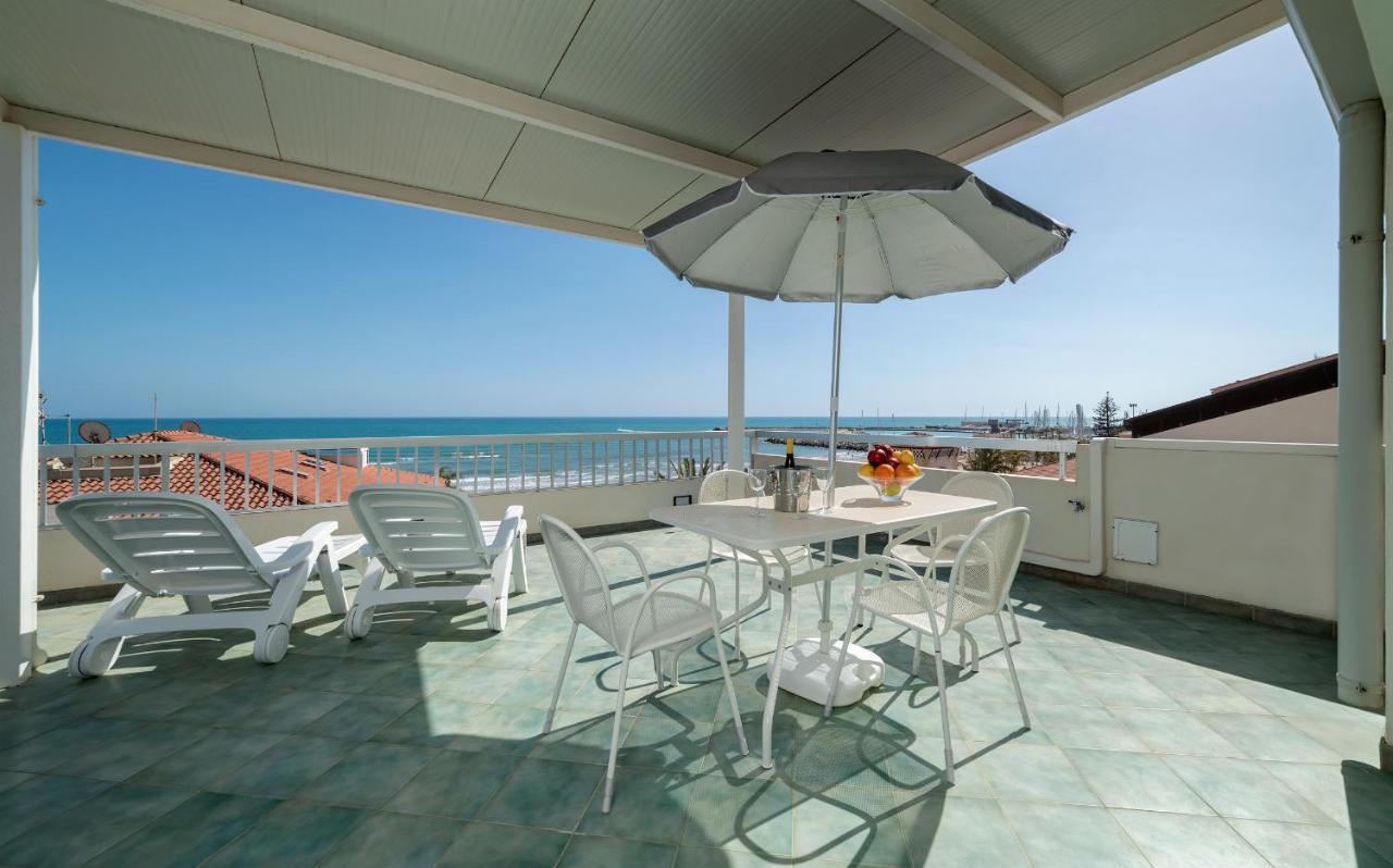 Archimede, Appartamento Con Vista In Centro A Marina Di Ragusa Ngoại thất bức ảnh