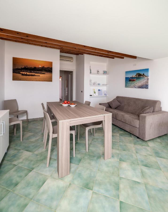 Archimede, Appartamento Con Vista In Centro A Marina Di Ragusa Ngoại thất bức ảnh