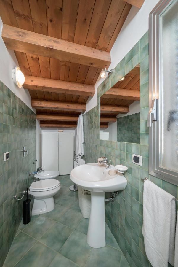 Archimede, Appartamento Con Vista In Centro A Marina Di Ragusa Ngoại thất bức ảnh